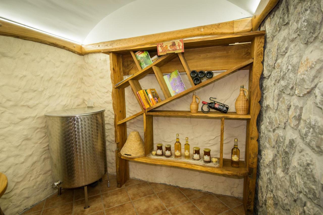 Vineyard Cottage Vina In Medu Trebelno Bagian luar foto