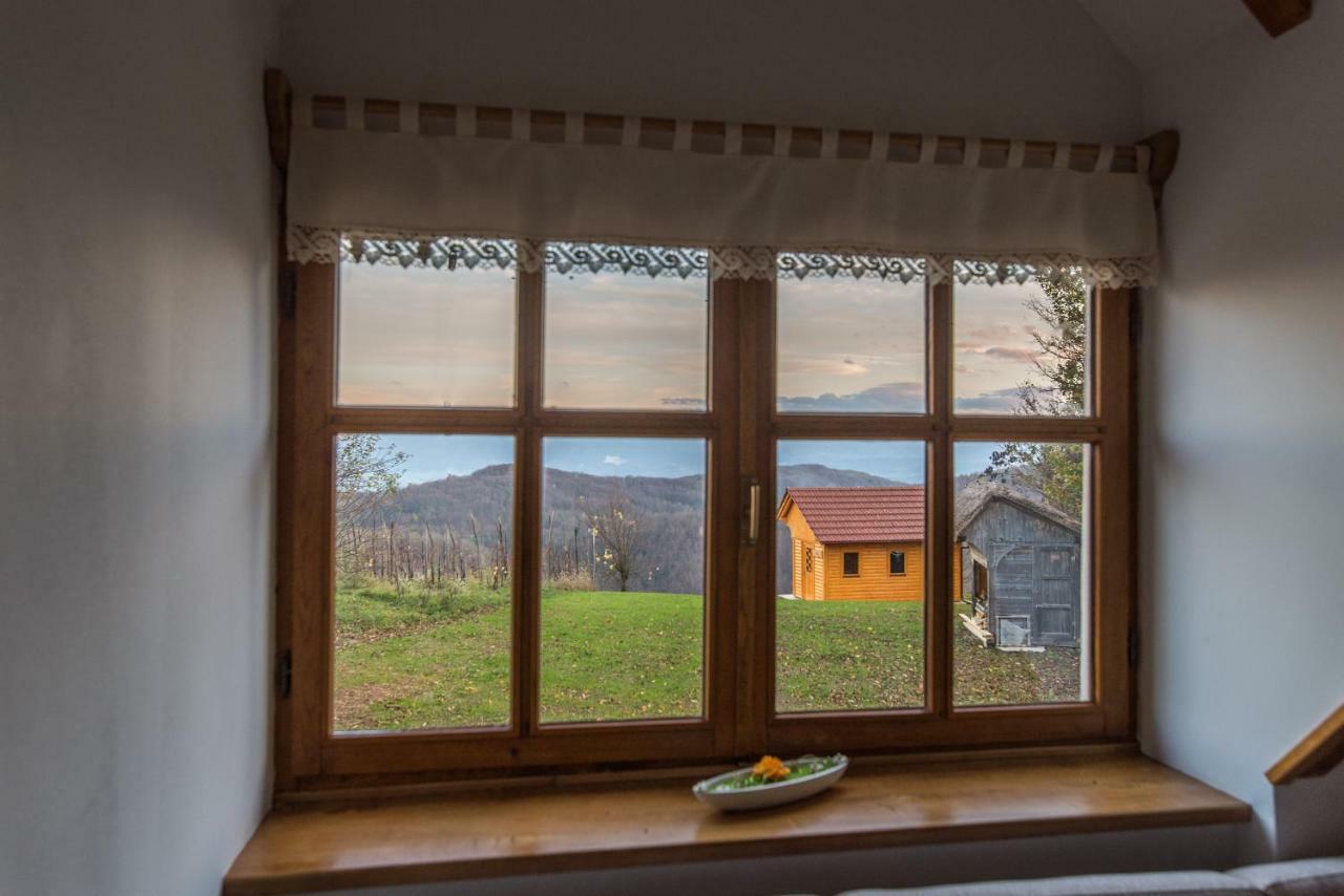 Vineyard Cottage Vina In Medu Trebelno Bagian luar foto