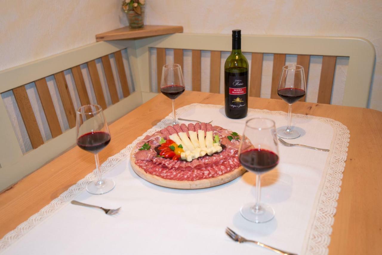 Vineyard Cottage Vina In Medu Trebelno Bagian luar foto